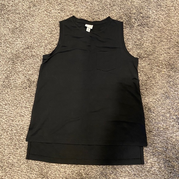 Black tank top - Picture 1 of 4